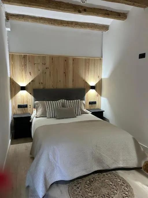 Cal Moline 1 Apartment Avia