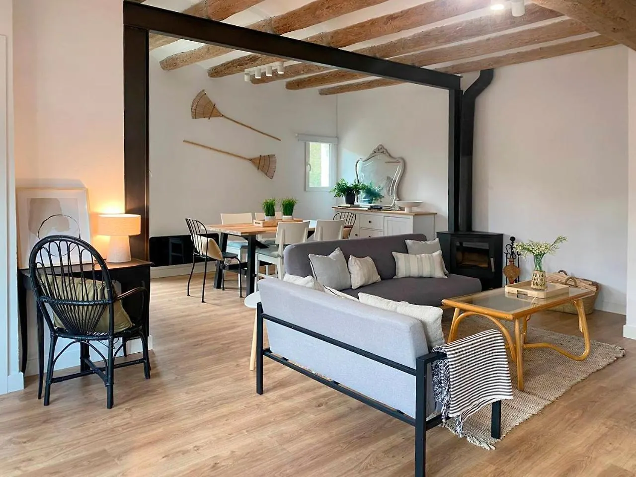 Cal Moline 1 Apartment Avia