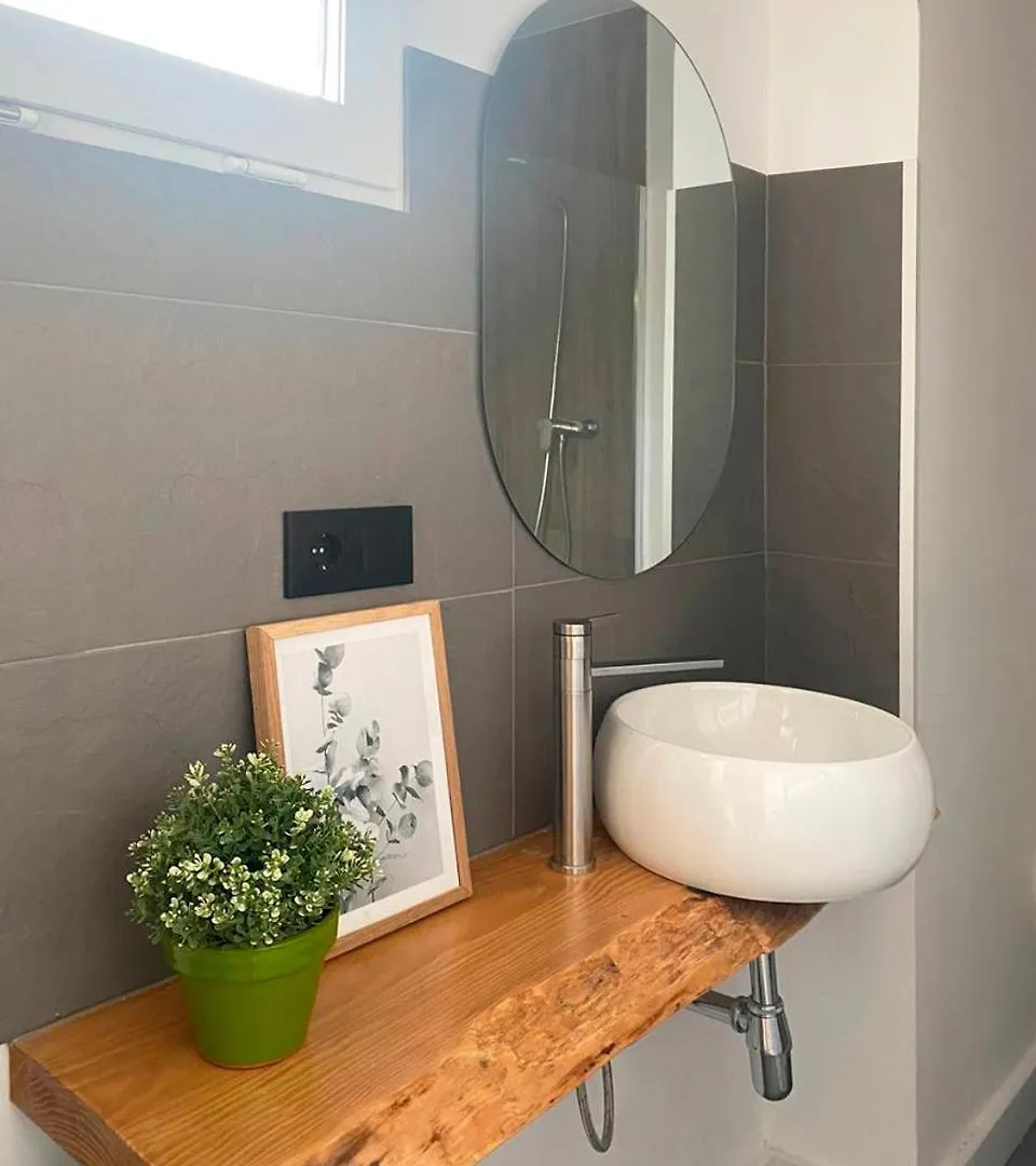 Cal Moline 1 Apartment Avia 0*,  Spain
