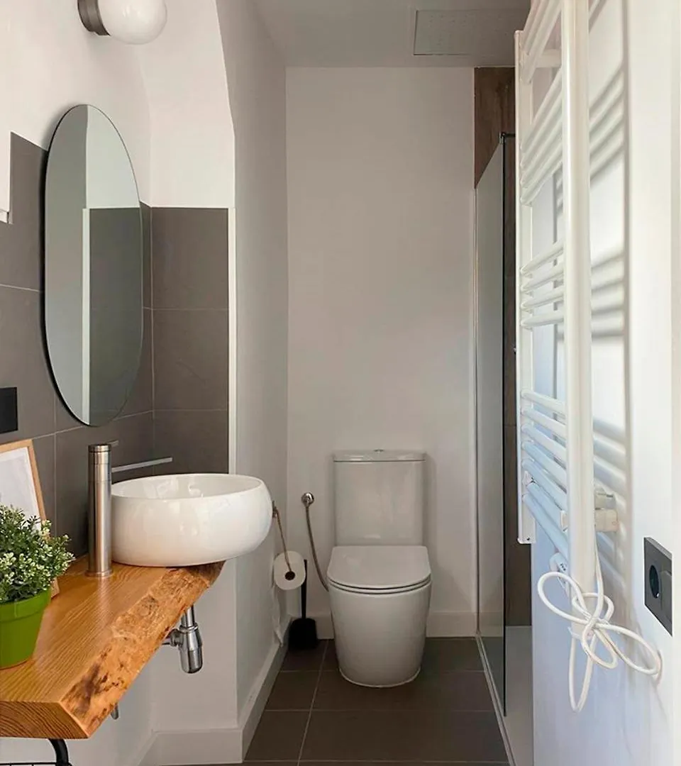 Cal Moline 1 Apartment Avia
