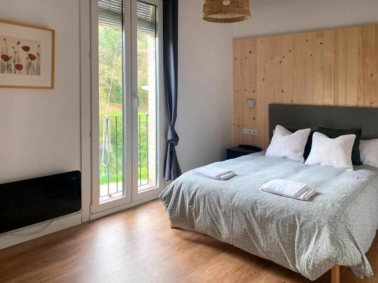 Cal Moline 1 Apartment Avia